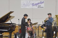 Swinging-By-Moonlight_60